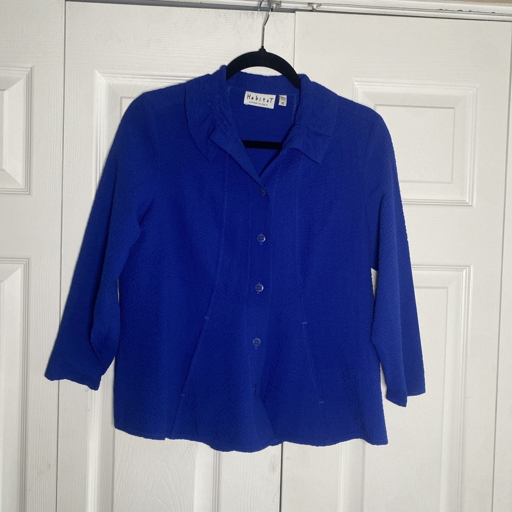 Habitat Womens XS Blue Textured Art To Wear Top Button Collared